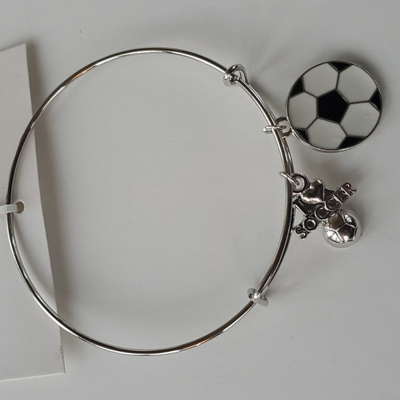 Touch & Co Silver Tone Bangle Bracelet w Soccer Ball I Love Soccer Charm NWT - Picture 3 of 4